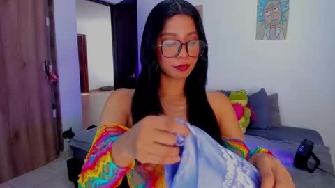 AnnieBlu3 online show from 02/23/25, 08:11