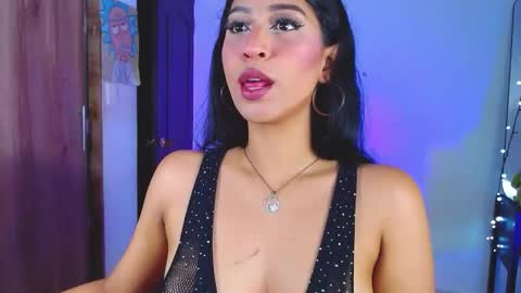 AnnieBlu3 online show from 11/03/25, 09:54