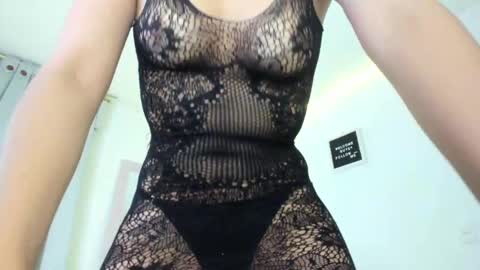 Snapshot of anniegray_12 chatting on 12/18/24, 03:58 Annie online show from 12/18/24, 03:58