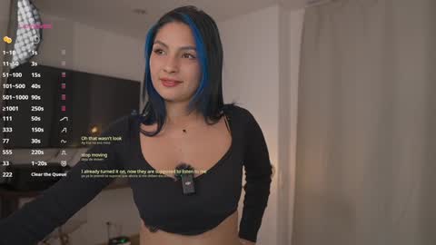 Annie FREE TRIAL IN BIO online show from 03/30/26, 12:33