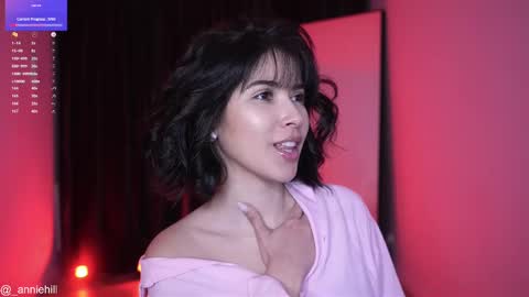 anniehillofficial_ online show from 03/05/25, 09:15