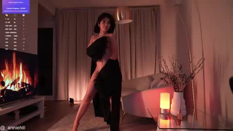 anniehillofficial_ online show from 03/08/25, 02:45