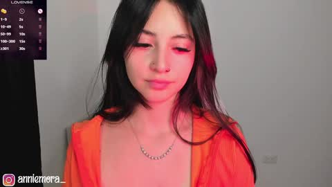 Annie online show from 01/18/25, 02:25