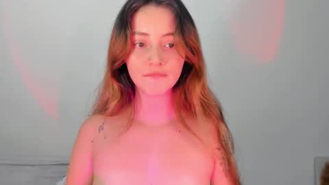 Annie online show from 11/21/25, 02:43