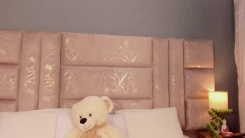 Annie online show from 09/18/25, 11:45