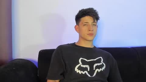 Snapshot of anniie_and_alex chatting on 03/01/25, 04:26 Annie Alex online show from 03/01/25, 04:26