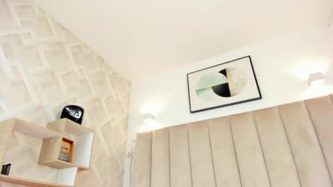 Annie Queen online show from 11/16/25, 02:06