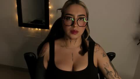 Annika online show from 02/19/26, 02:13