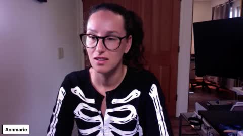 Ann online show from 10/03/25, 04:15