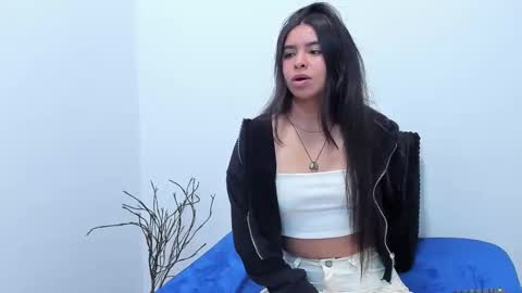 annie online show from 09/24/25, 01:36