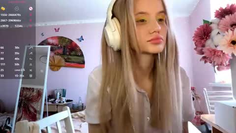 Hello my name is Kate online show from 05/06/26, 06:41