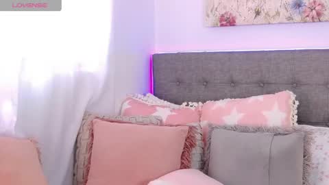 Antonella Lee online show from 05/29/26, 06:50