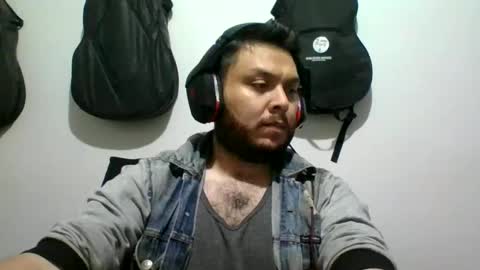 lion kennedy independent model moderator online show from 09/21/25, 01:51