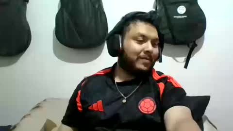 lion kennedy independent model moderator online show from 09/23/25, 12:57