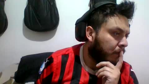 lion kennedy independent model moderator online show from 09/26/25, 02:04