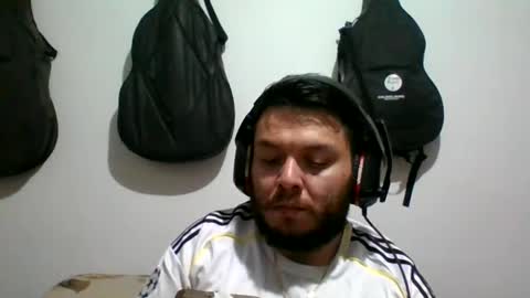 lion kennedy independent model moderator online show from 10/09/25, 11:25