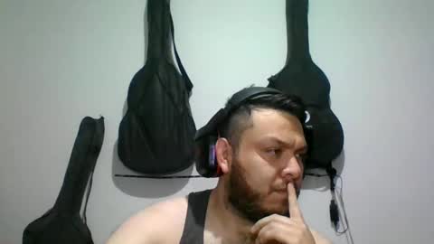 lion kennedy independent model moderator online show from 11/01/25, 10:39