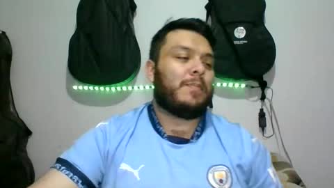 lion kennedy independent model moderator online show from 11/15/25, 03:15