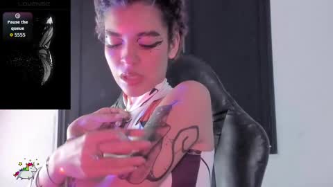 Anny online show from 02/04/26, 09:53