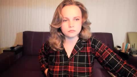 Snapshot of anny_love_you chatting on 10/03/25, 07:11 anny_love_you online show from 10/03/25, 07:11