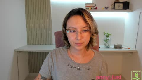 Issabela online show from 05/28/26, 08:06