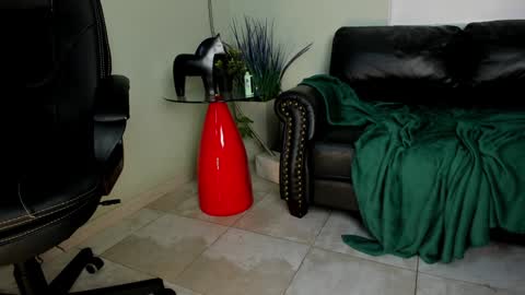 Anna online on weekends online show from 12/25/24, 10:48