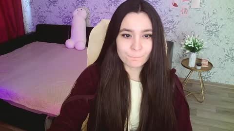 Snapshot of anny_shine chatting on 01/25/25, 07:49 Annie online show from 01/25/25, 07:49