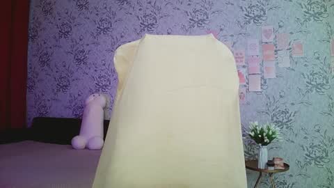 Snapshot of anny_shine chatting on 01/29/25, 05:19 Annie online show from 01/29/25, 05:19