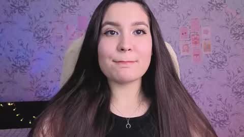 Snapshot of anny_shine chatting on 11/13/25, 04:00 Annie online show from 11/13/25, 04:00