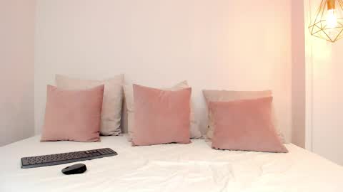 Anny  online show from 03/05/25, 07:49