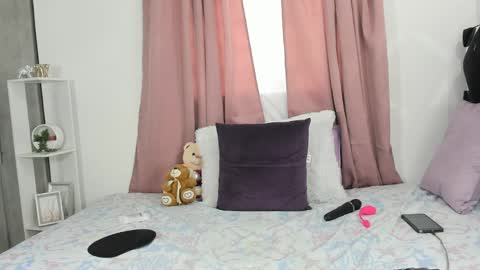 Anny online show from 04/05/26, 06:38