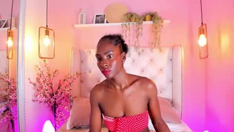 Anny  online show from 02/01/25, 06:43