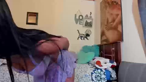 Annyluna online show from 03/18/26, 09:07