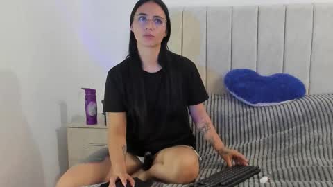 Snapshot of annyroberts_89 chatting on 03/02/26, 10:16 Anny online show from 03/02/26, 10:16