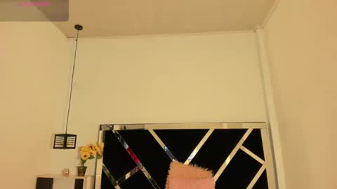 Anny online show from 02/25/25, 09:02