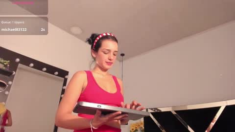 Anny online show from 02/27/25, 08:20