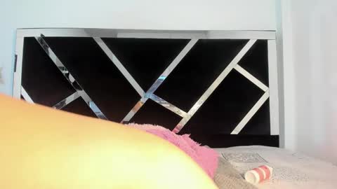 Anny online show from 03/04/25, 08:38