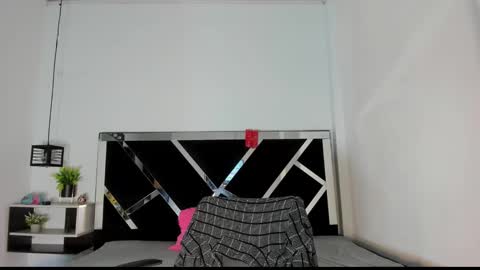 Anny online show from 03/07/25, 08:44