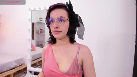 Anny online show from 11/15/25, 04:36