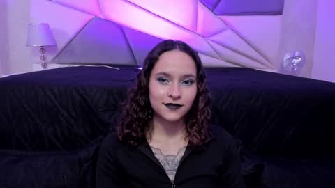 AnnyT online show from 02/02/25, 11:53