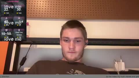 Snapshot of anomalies_ig chatting on 12/17/24, 10:00 anomalies_ig online show from 12/17/24, 10:00