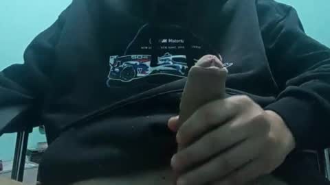 Snapshot of anonimo10s chatting on 11/08/25, 06:02 anonimo10s online show from 11/08/25, 06:02