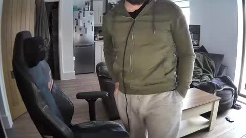 anonydeer21 online show from 01/06/26, 03:27