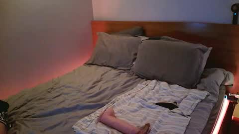 Anonymous Fantasy 4U online show from 11/29/25, 08:28