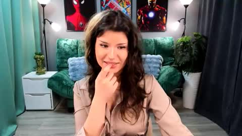 Anora online show from 11/29/25, 01:36