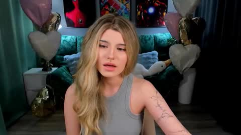 Anora online show from 02/27/26, 07:14