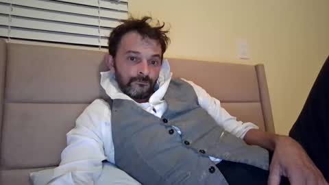 Lower chakra online show from 10/14/25, 06:47