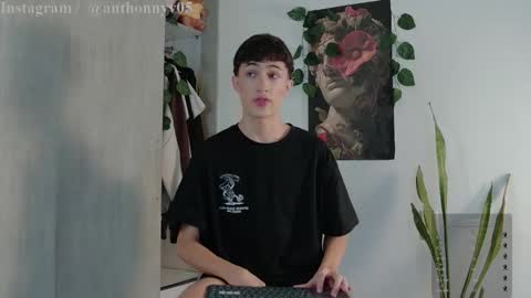 Snapshot of anthonny_05 chatting on 09/27/25, 09:14 TONY NEW ACCOUNT online show from 09/27/25, 09:14