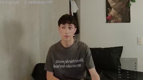 Snapshot of anthonny_05 chatting on 10/11/25, 11:47 TONY NEW ACCOUNT online show from 10/11/25, 11:47