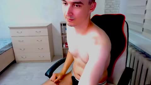 Snapshot of anthony_broown chatting on 07/16/26, 10:27 anthony_broown online show from 07/16/26, 10:27
